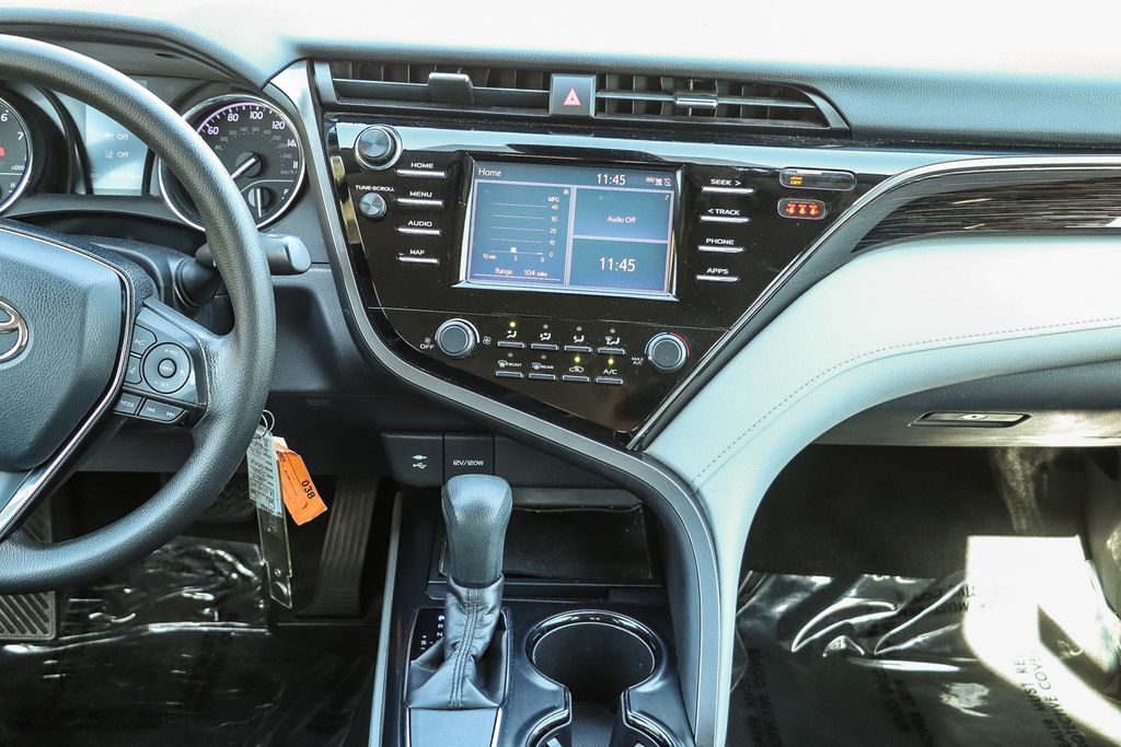 Thumbnail: 2019 Toyota Camry - 8