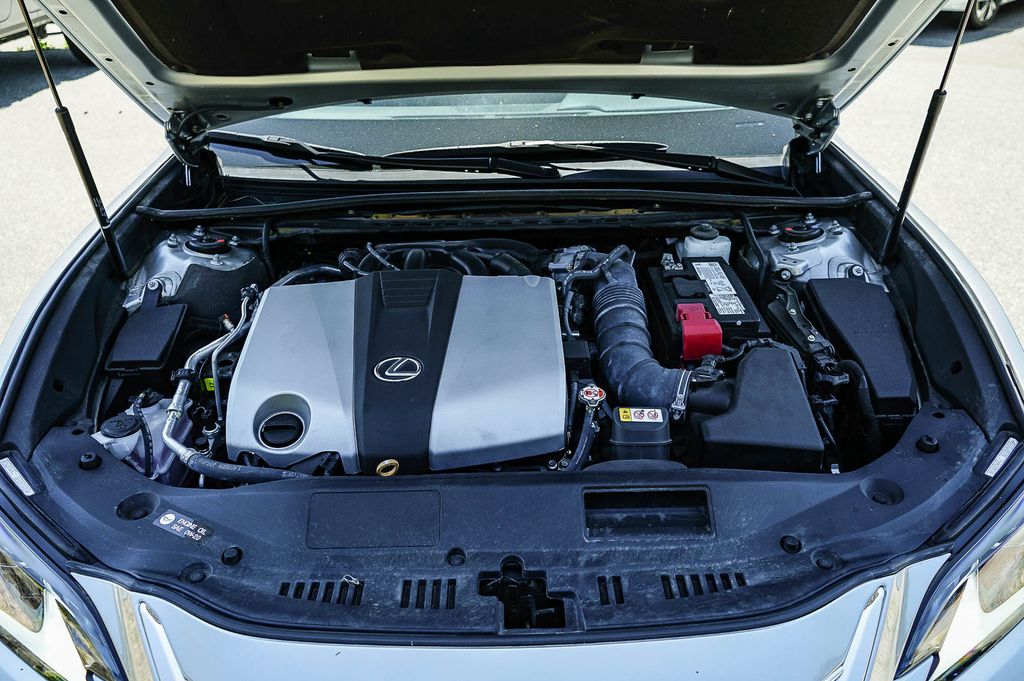 Thumbnail: 2024 Lexus ES - 8