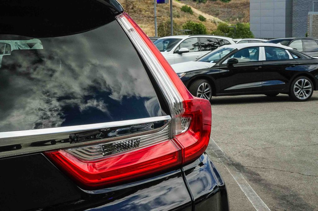Thumbnail: 2019 Honda CR-V - 21
