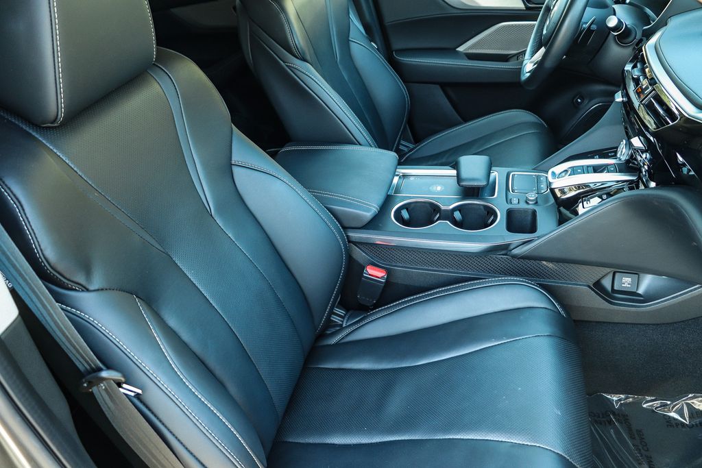 Thumbnail: 2023 Acura MDX - 9