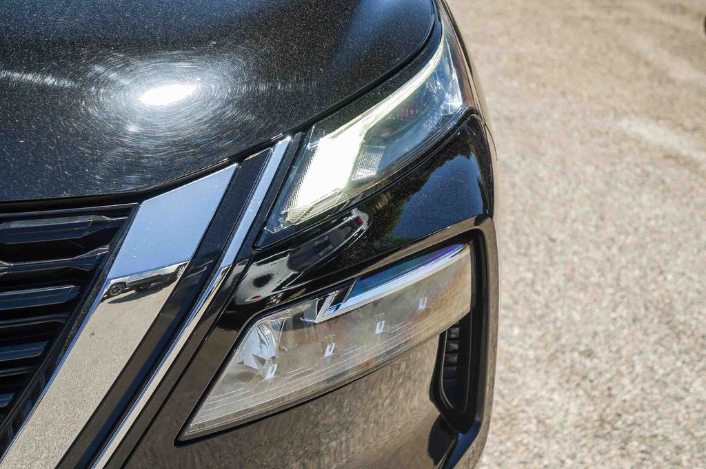 Thumbnail: 2021 Nissan Rogue - 19