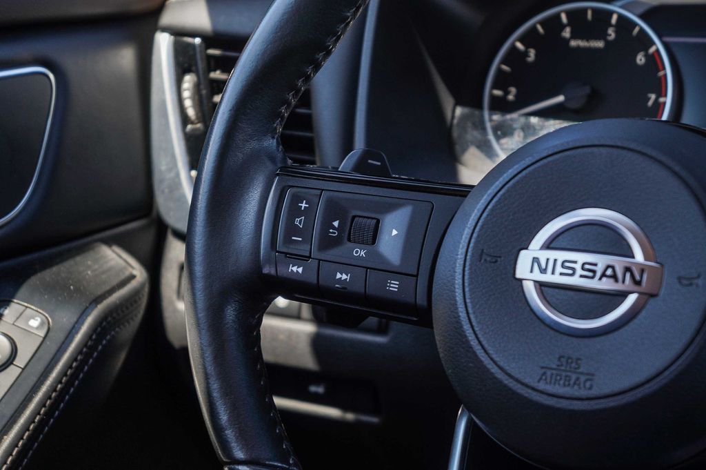 Thumbnail: 2021 Nissan Rogue - 23