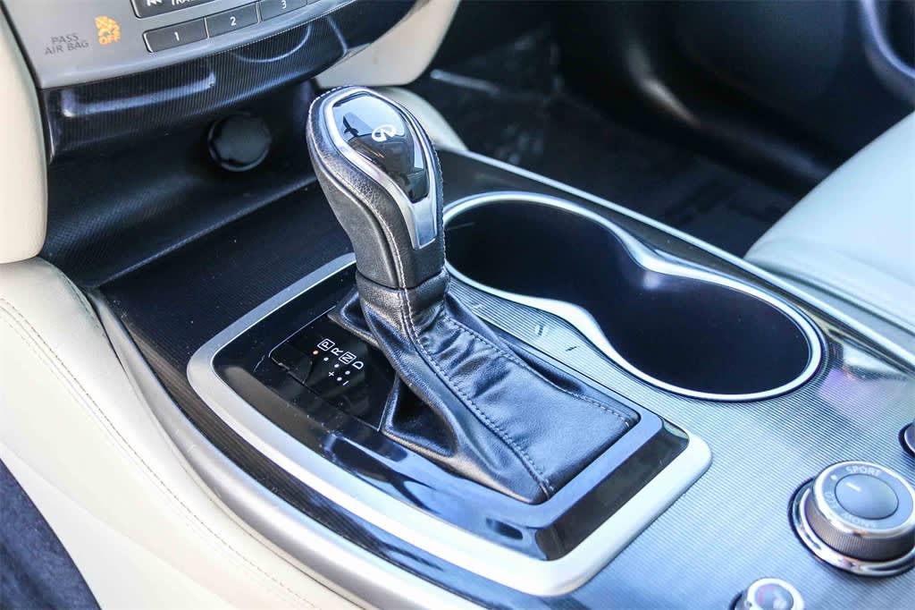 Thumbnail: 2017 INFINITI QX60 - 24