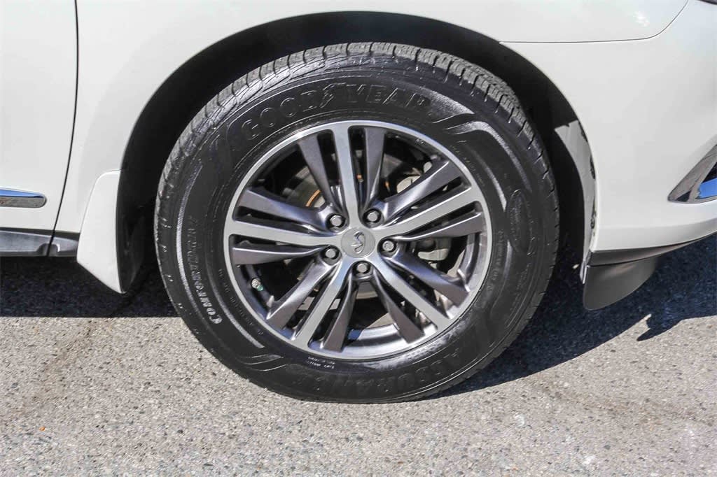 Thumbnail: 2017 INFINITI QX60 - 6