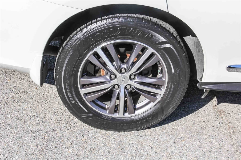 Thumbnail: 2017 INFINITI QX60 - 21