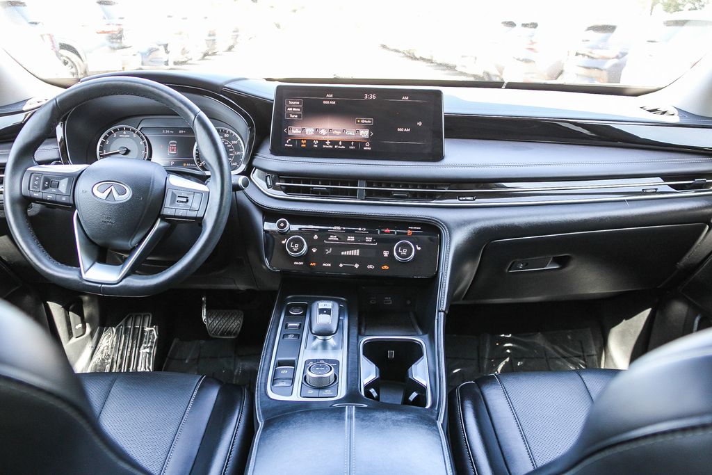 Thumbnail: 2024 INFINITI QX60 - 2