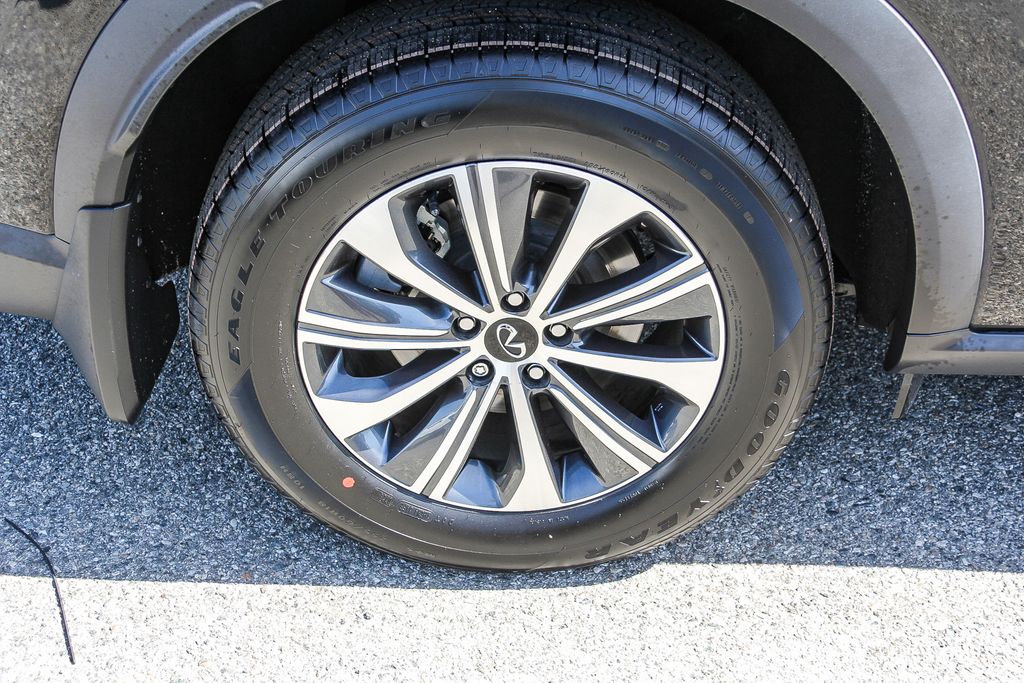 Thumbnail: 2024 INFINITI QX60 - 21