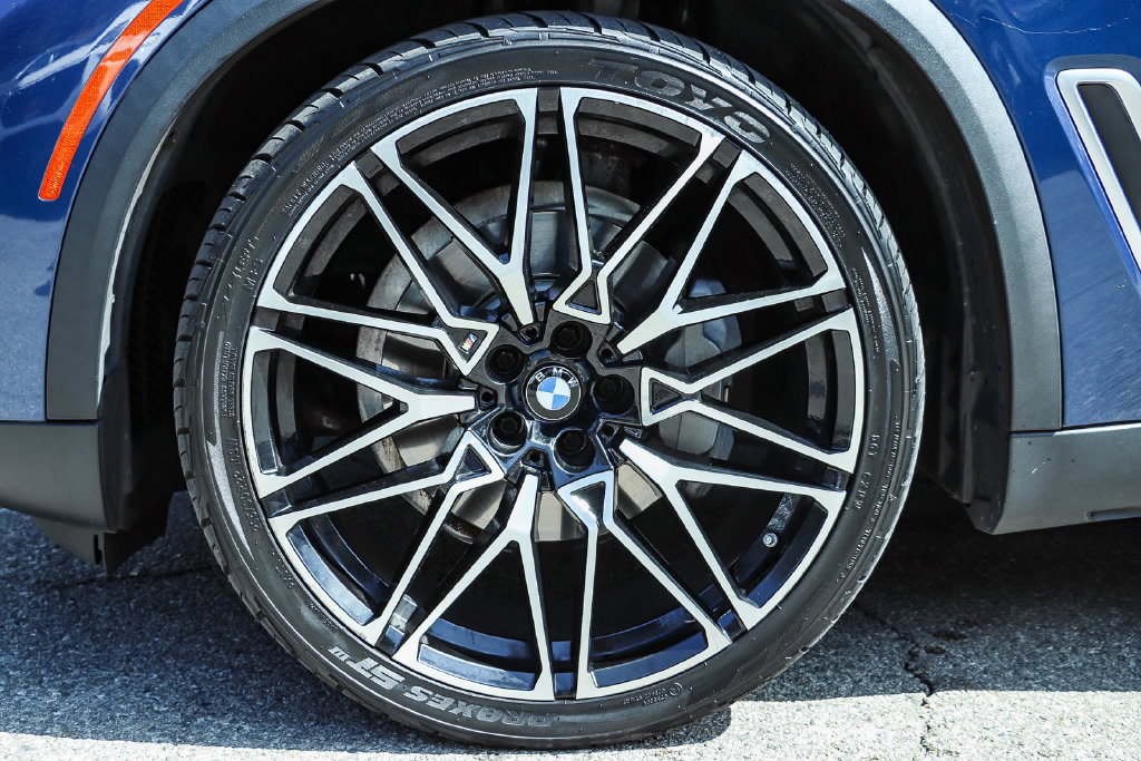 Thumbnail: 2021 BMW X5 - 21