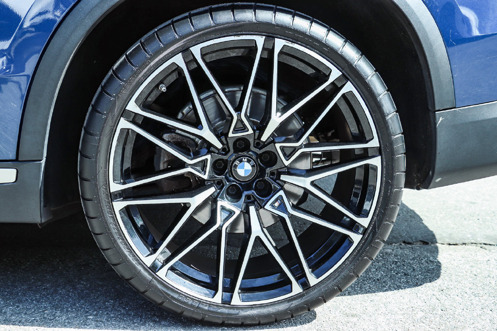 Thumbnail: 2021 BMW X5 - 6