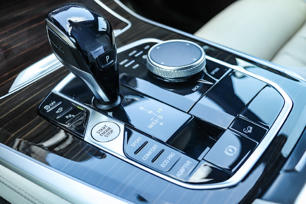 Thumbnail: 2021 BMW X5 - 7