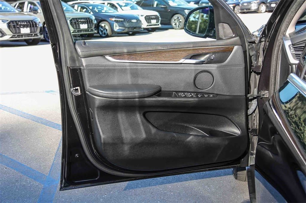 Thumbnail: 2016 BMW X5 - 26