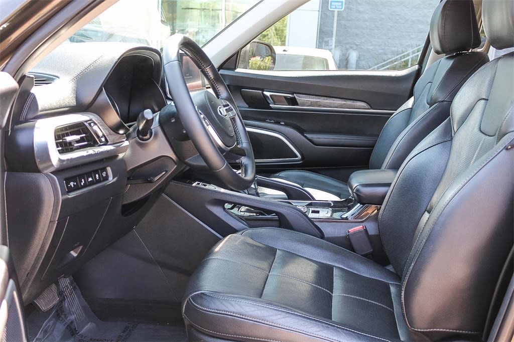 Thumbnail: 2020 Kia Telluride - 11