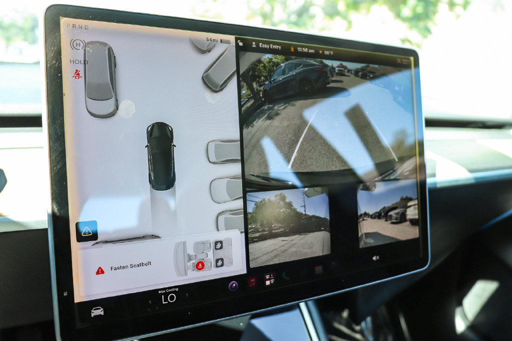 Thumbnail: 2020 Tesla Model 3 - 19