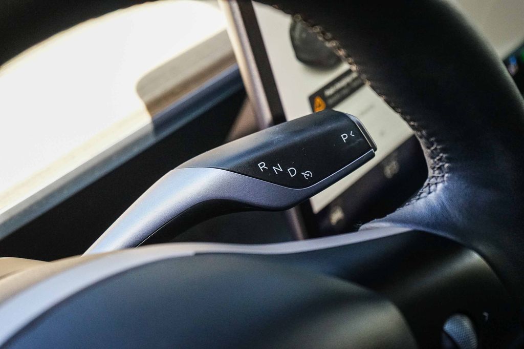 Thumbnail: 2021 Tesla Model Y - 21