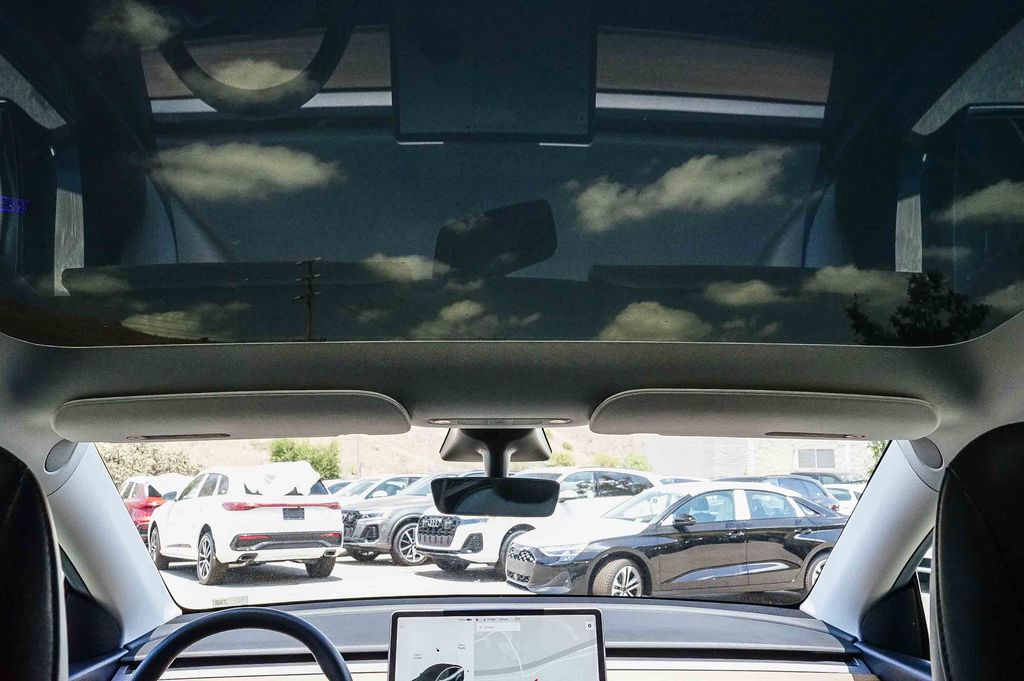 Thumbnail: 2021 Tesla Model Y - 20
