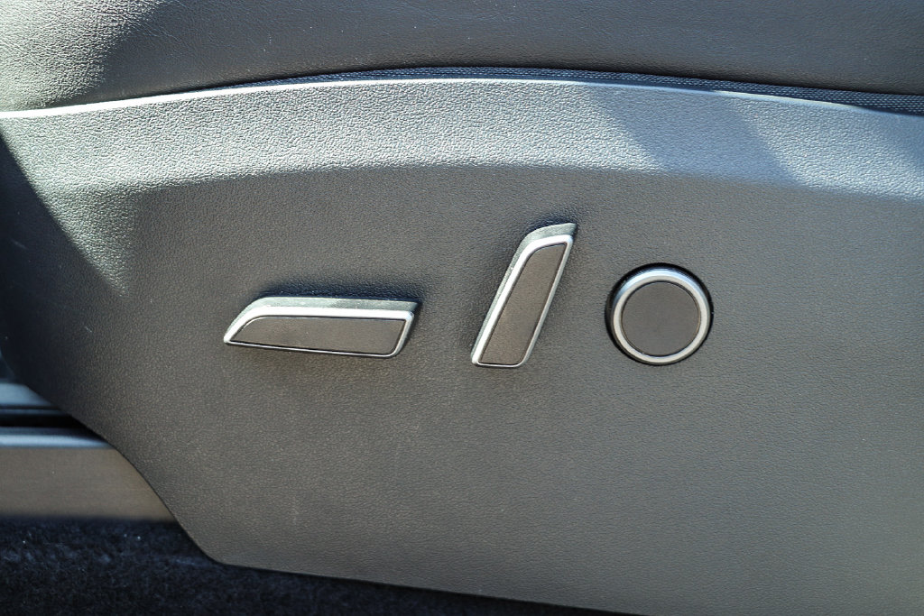 Thumbnail: 2023 Tesla Model Y - 25