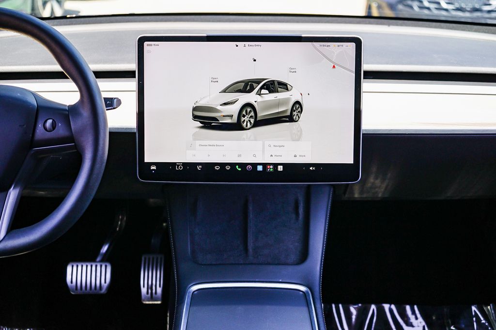Thumbnail: 2022 Tesla Model Y - 8