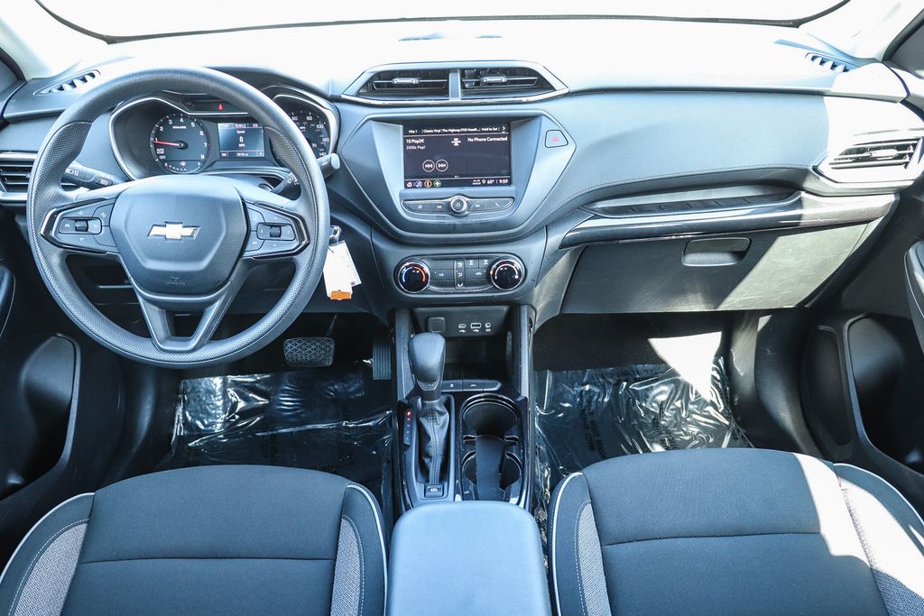 Thumbnail: 2022 Chevrolet TrailBlazer - 2