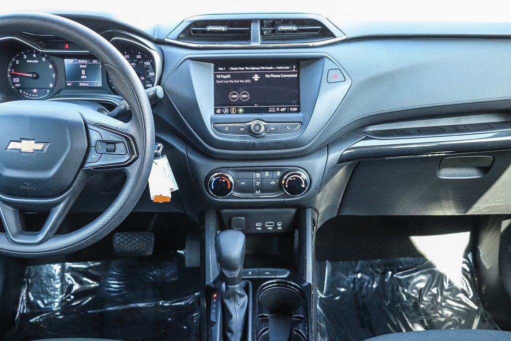 Thumbnail: 2022 Chevrolet TrailBlazer - 7