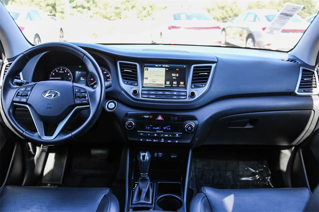 Thumbnail: 2017 Hyundai Tucson - 2