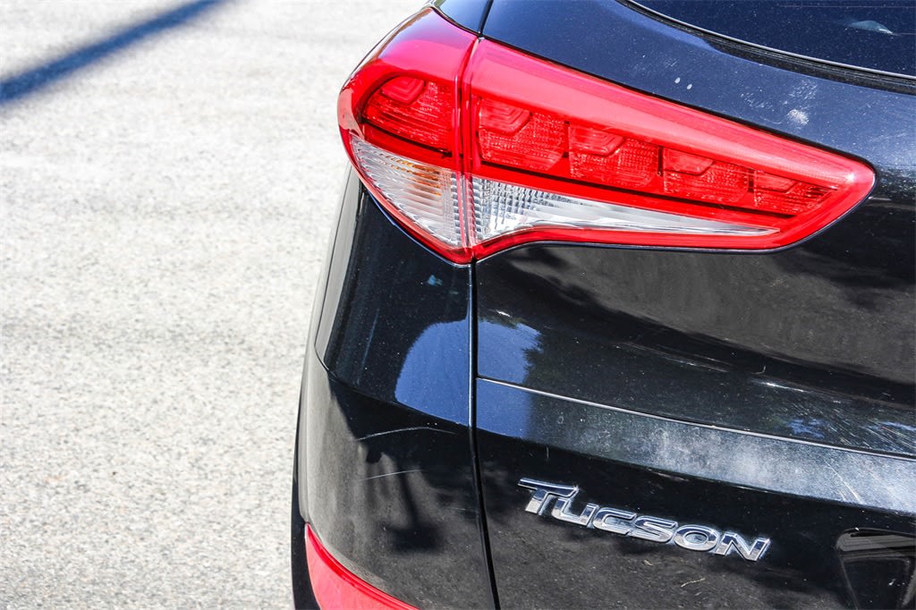 Thumbnail: 2017 Hyundai Tucson - 19