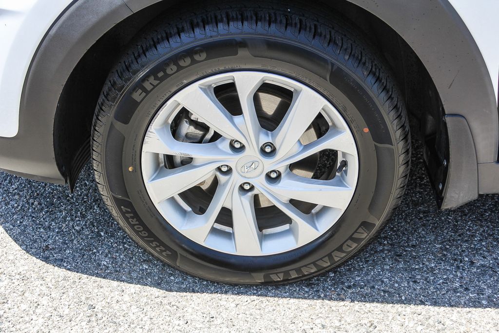 Thumbnail: 2020 Hyundai Tucson - 6