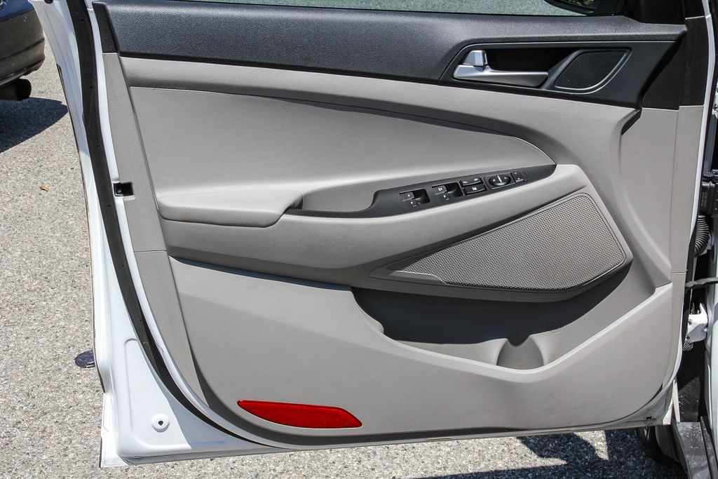Thumbnail: 2020 Hyundai Tucson - 25