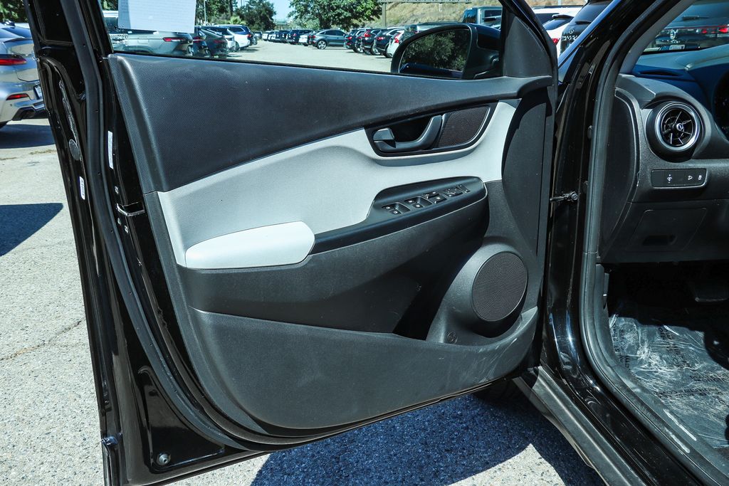 Thumbnail: 2023 Hyundai Kona - 23