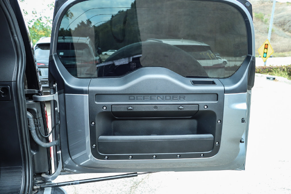 Thumbnail: 2024 Land Rover Defender - 30