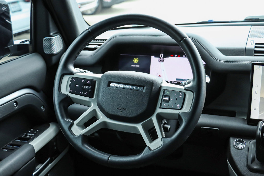 Thumbnail: 2024 Land Rover Defender - 8