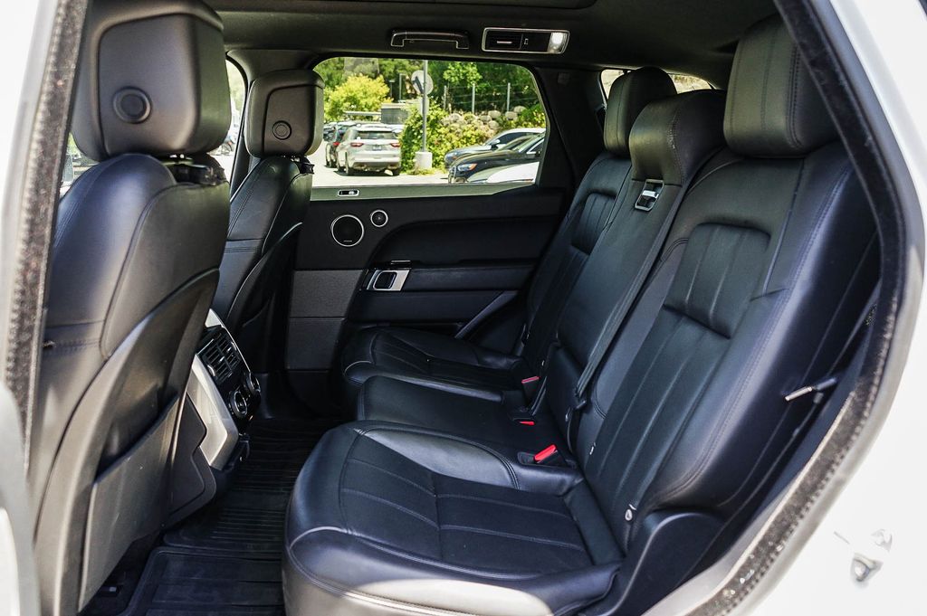 Thumbnail: 2022 Land Rover Range Rover Sport - 12