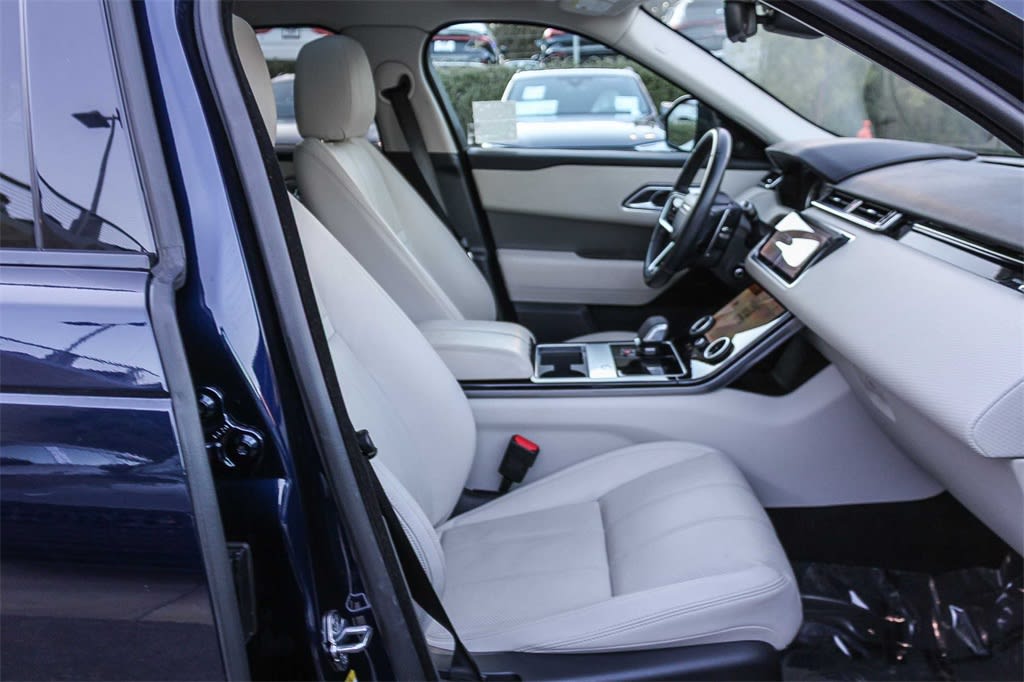 Thumbnail: 2021 Land Rover Range Rover Velar - 9