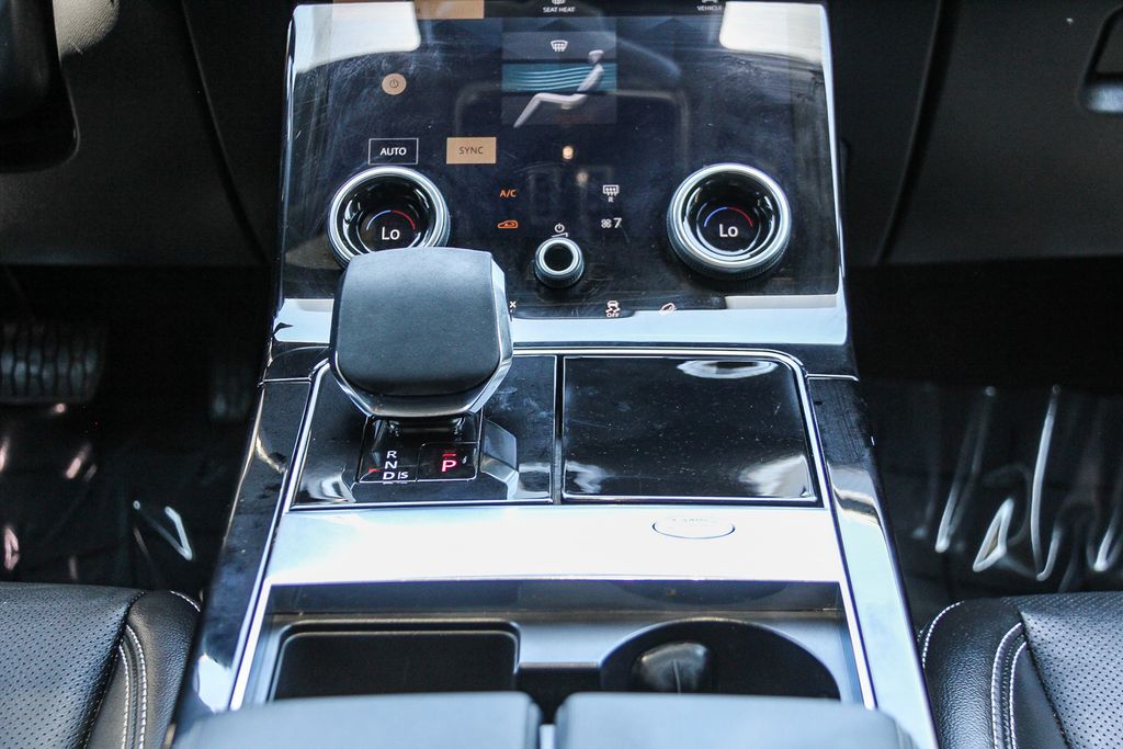 Thumbnail: 2023 Land Rover Range Rover Velar - 13