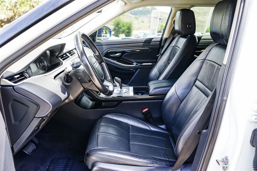 Thumbnail: 2020 Land Rover Range Rover Evoque - 9