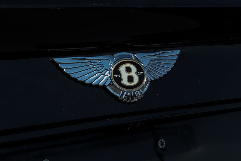 Thumbnail: 2020 Bentley Bentayga - 5