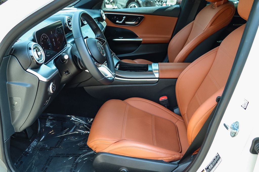 Thumbnail: 2023 Mercedes-Benz C-Class - 11