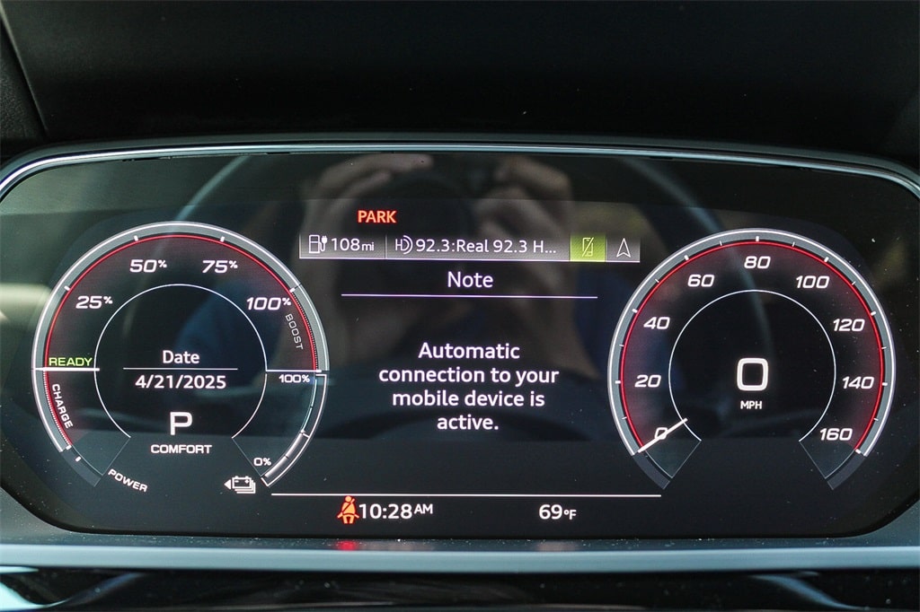 2022 Audi e-tron Premium 14