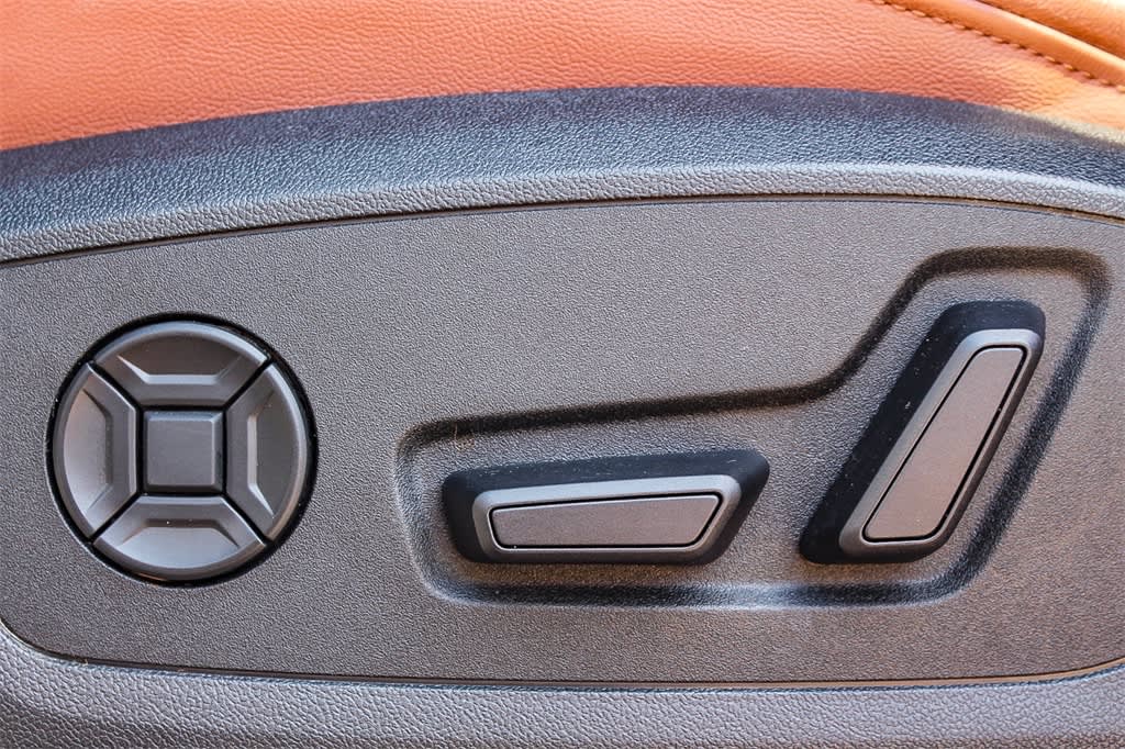 2022 Audi e-tron Premium 27