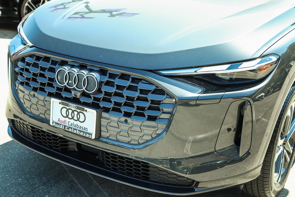 Thumbnail: 2025 Audi Q5 - 19