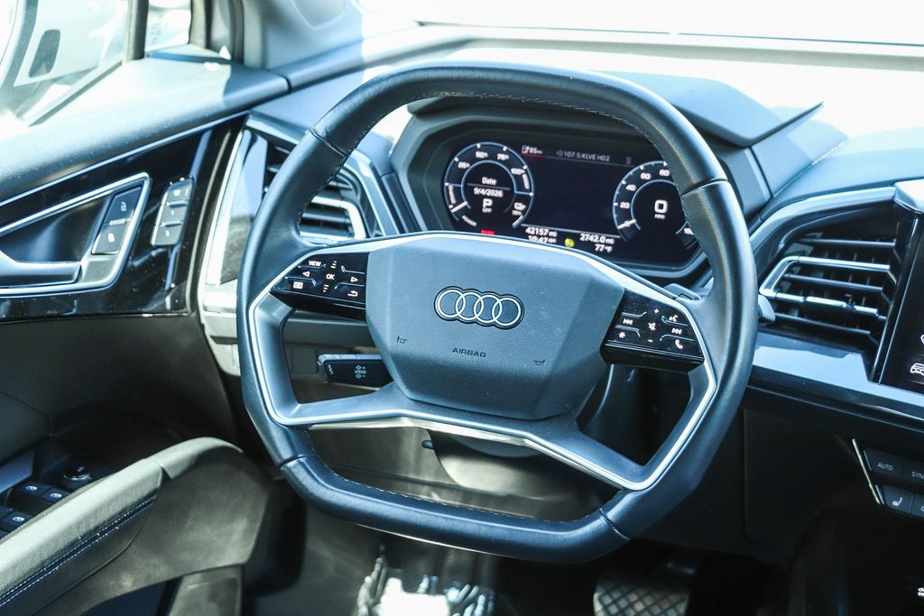 Thumbnail: 2023 Audi Q4 e-tron - 13