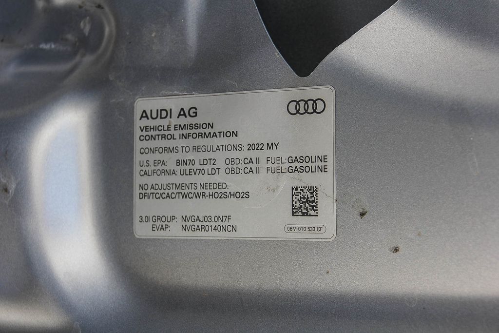 Thumbnail: 2022 Audi SQ5 - 16