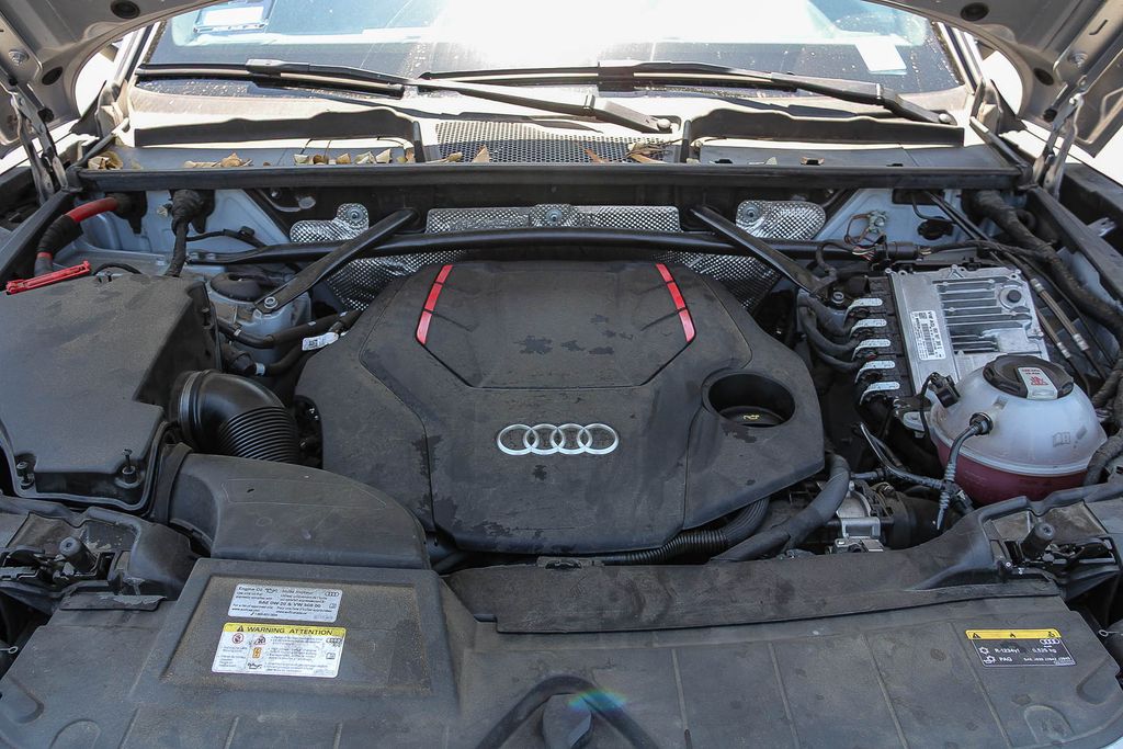 Thumbnail: 2022 Audi SQ5 - 7