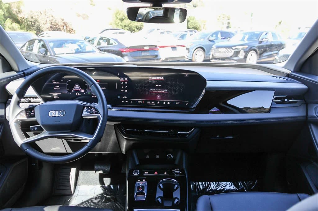 Thumbnail: 2025 Audi Q6 e-tron - 2
