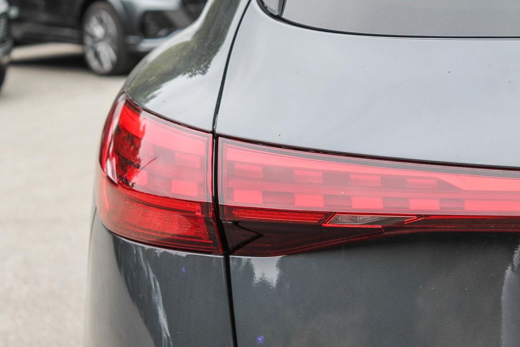 Thumbnail: 2025 Audi SQ5 - 19