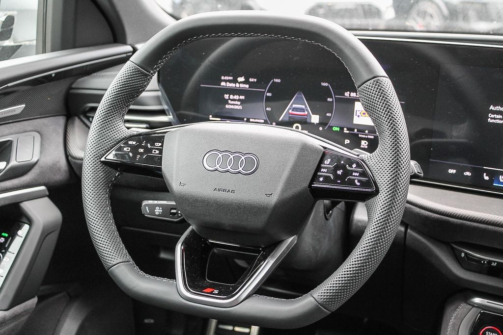 Thumbnail: 2025 Audi SQ5 - 9