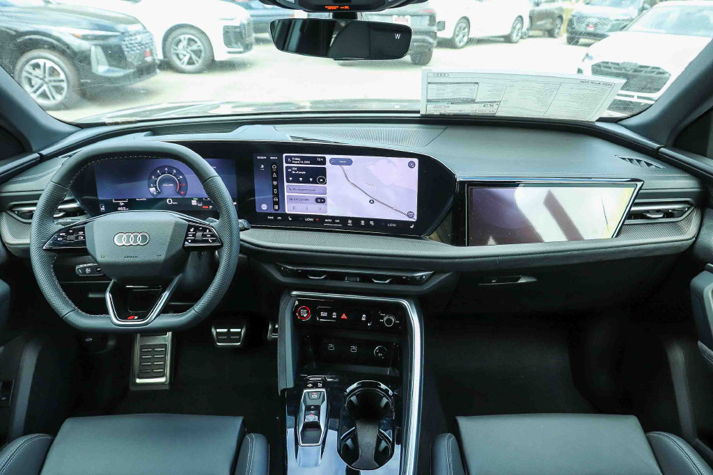 Thumbnail: 2026 Audi SQ5 - 2