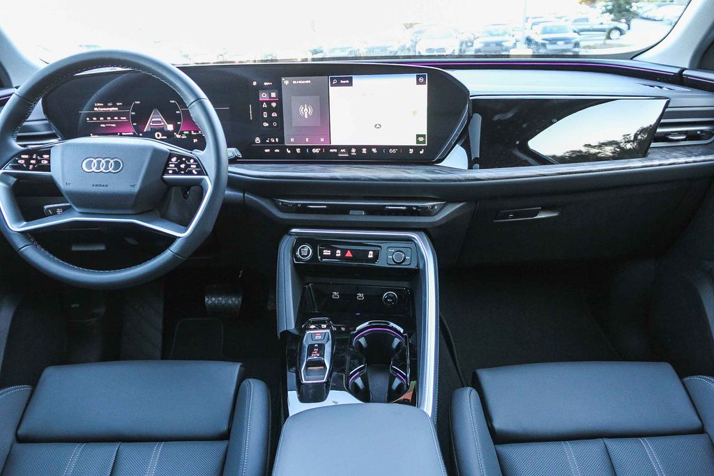Thumbnail: 2025 Audi Q5 - 2