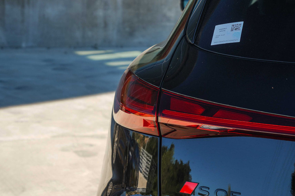 Thumbnail: 2026 Audi SQ5 - 6
