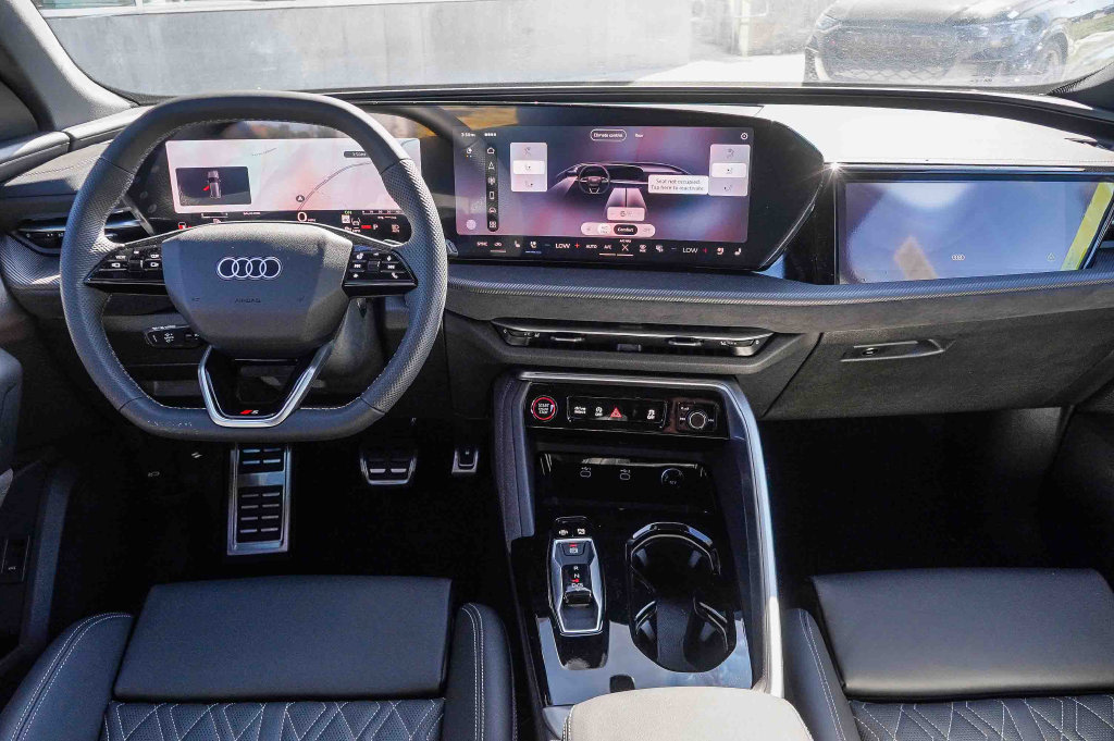 Thumbnail: 2026 Audi SQ5 - 2