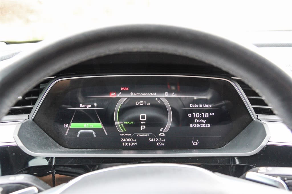 Thumbnail: 2024 Audi Q8 e-tron - 14